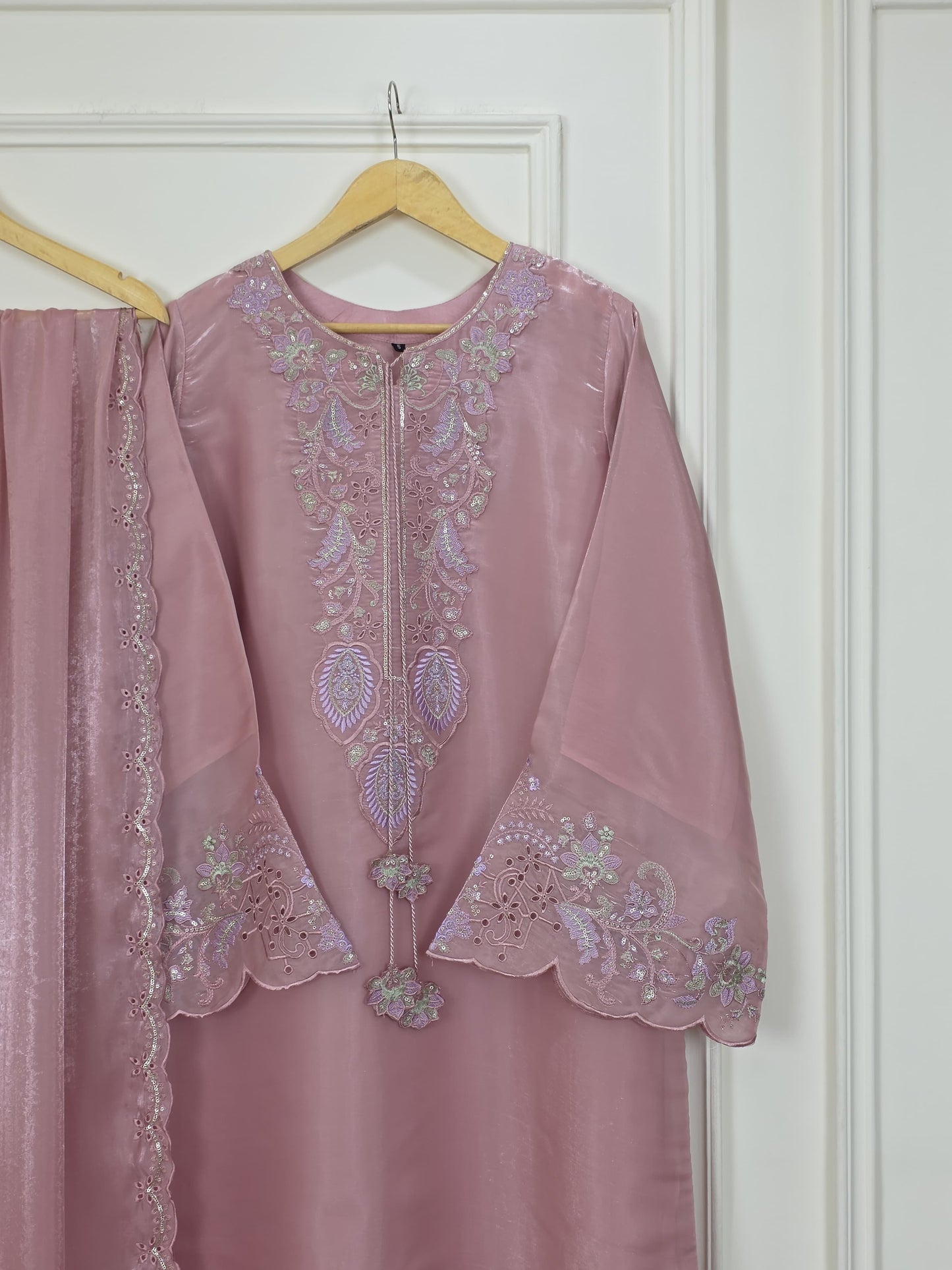 Zaraq | Neeham by AD