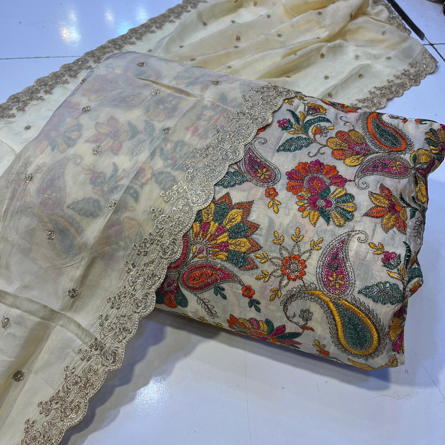 Rangeen Rashmi | Neeham by AD