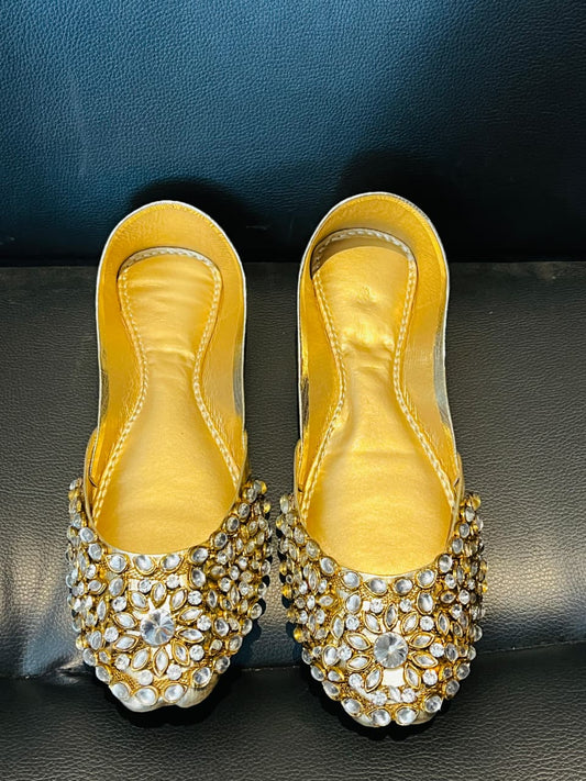 Kiran Kundan Gold Edition | Neeham by AD